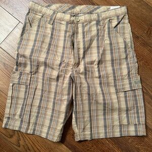 Wrangler Beige and Blue Striped Cargo Shorts